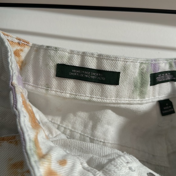 Highest rise frayed white Wild Fable Jean Shorts. - Picture 4 of 6